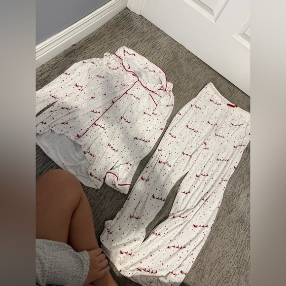 Kickee Pants White Pajama Set with Red Stars - Picture 2 of 3
